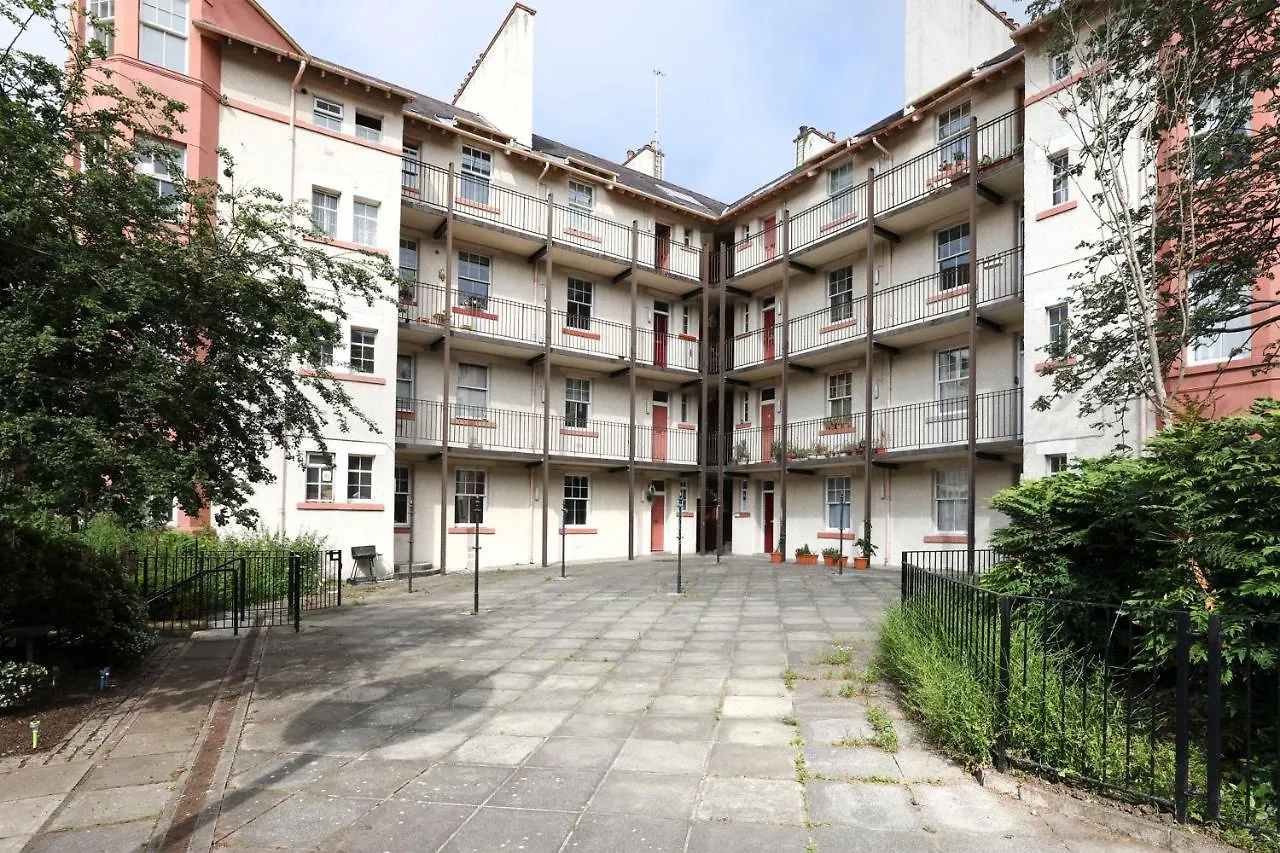 Stunning 2 Bed Apt Nr The Royal Mile & The Castle Edinburgh United Kingdom